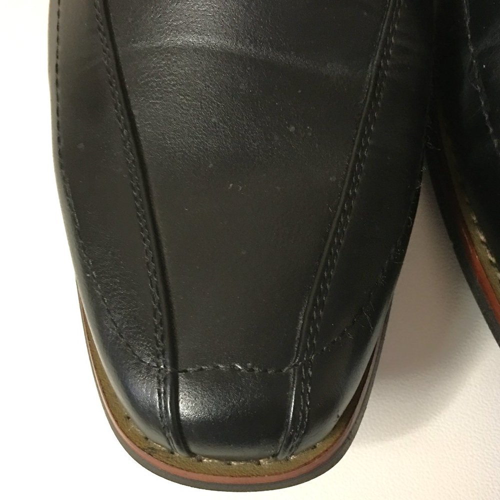 DARBY Men's Black Bike-Toe Slip-On Loafer - Picture 6 of 15